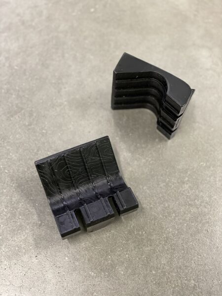 Подушки под лыжи ЧЕРНЫЕ для снегоходов BRP SKI-DOO Summit/Freeride EXPERT (Платформа G4 и G5)